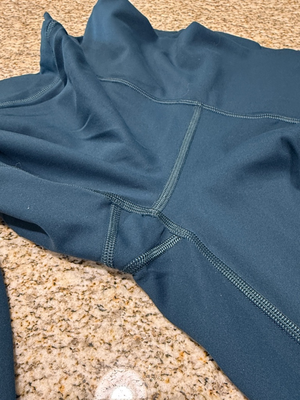 Wunder Train with pockets *25” - Picture 2 of 6